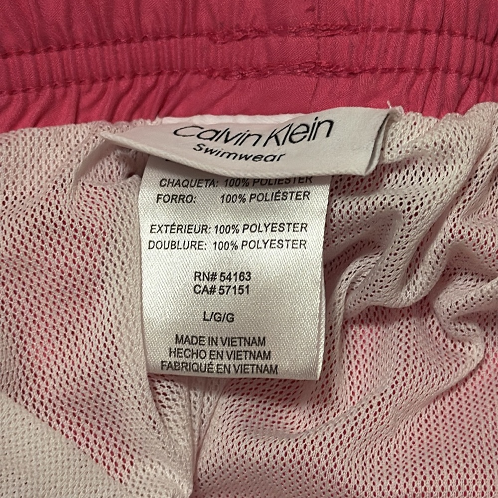 Calvin Klein swim trunks - Picture 3 of 3
